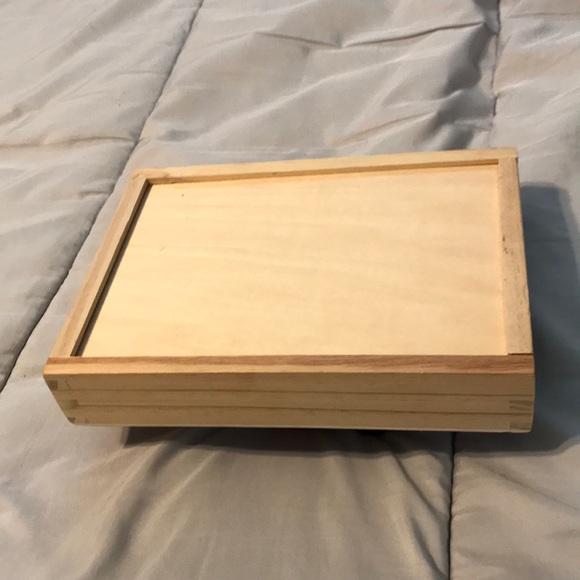 unbranded Other - Kid’s Drawing Kit with wooden box